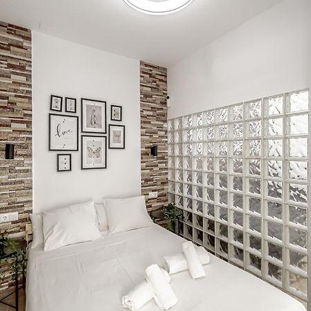 Apartamentos Franco Rodriguez Madrid Exteriör bild