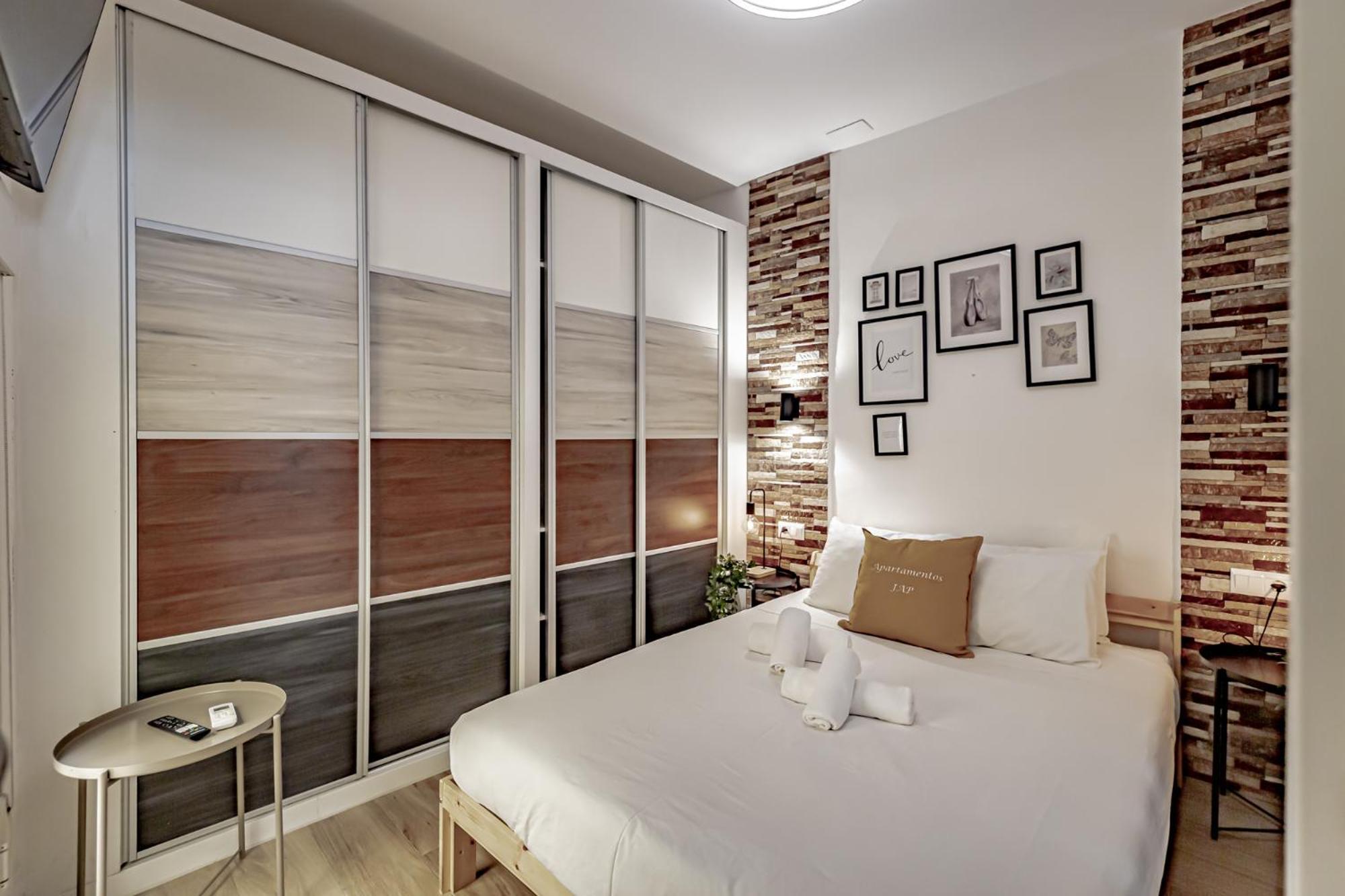 Apartamentos Franco Rodriguez Madrid Rum bild